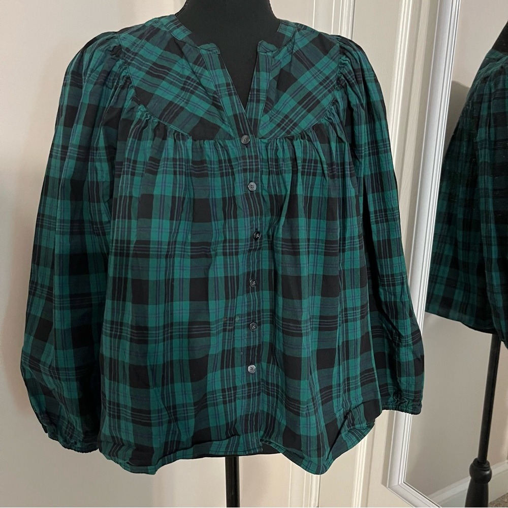 Draper James Button-Front Top in Blackwatch Plaid Size Small